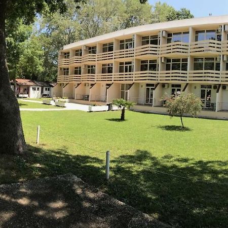 Hotel Htp Velika Plaza Ulcinj Exterior foto