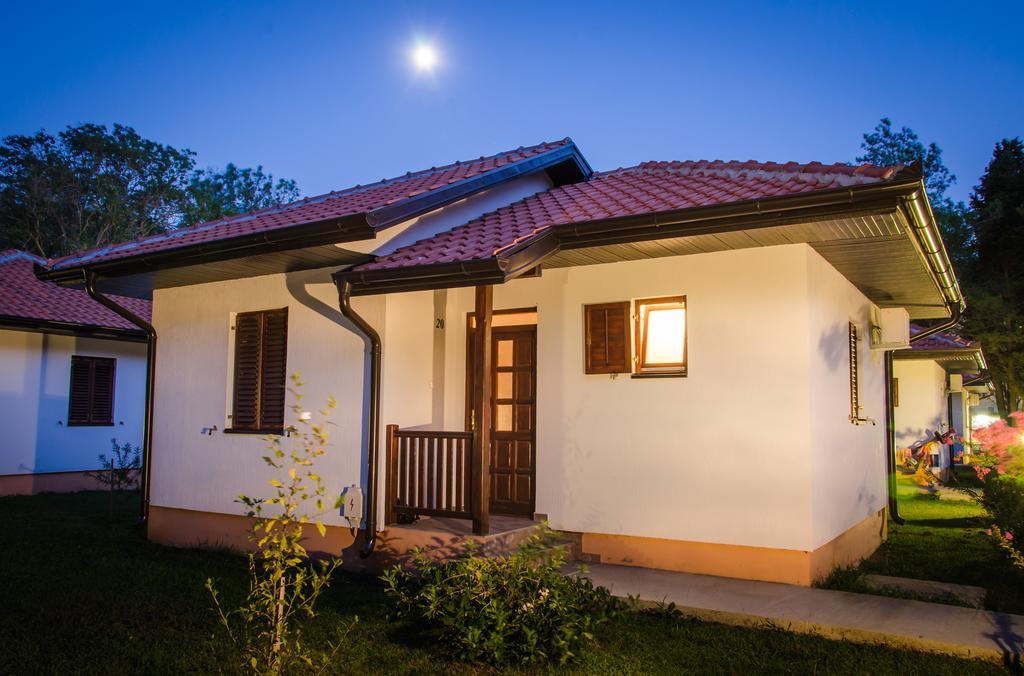 Hotel Htp Velika Plaza Ulcinj Zimmer foto
